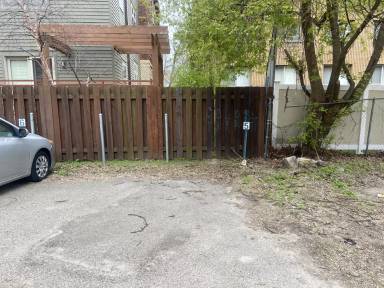 Main picture of 425 W Dayton St