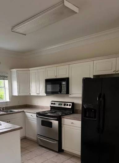 Main picture of 652 Kirk Cauldy Dr