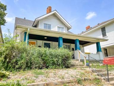 Main picture of 1310 N Oxford St