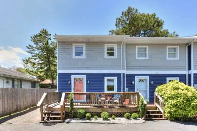 Main picture of 20902 South Ave