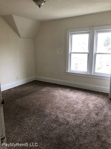 Main picture of 1221A N 43rd St