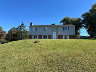 Main picture of 3905 Eaton Dr