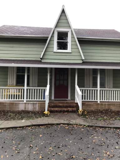 Main picture of 5773 Melita Rd