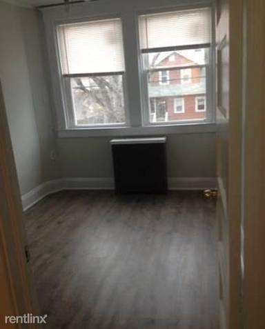 Main picture of 6828 Dunbar Rd