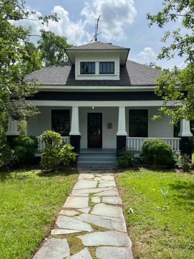 Main picture of 501 Heilig Ave