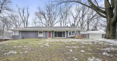 Main picture of 340 Whims Ln