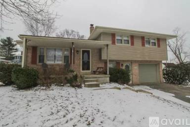 Main picture of 213 Blueberry Dr