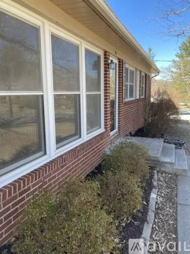 Main picture of 23 Pleasant Ridge Dr