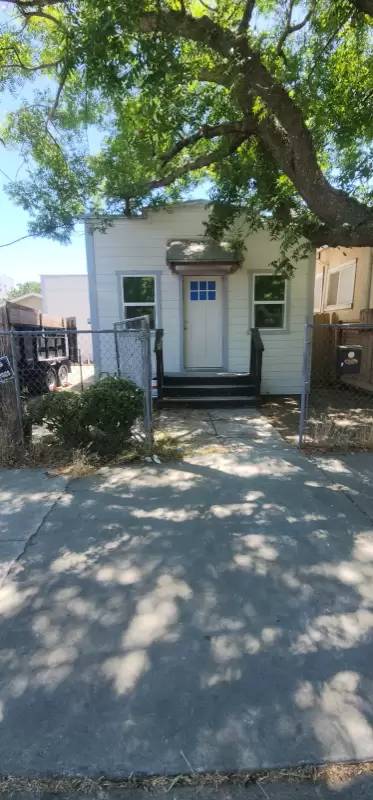 Main picture of 1165 York St