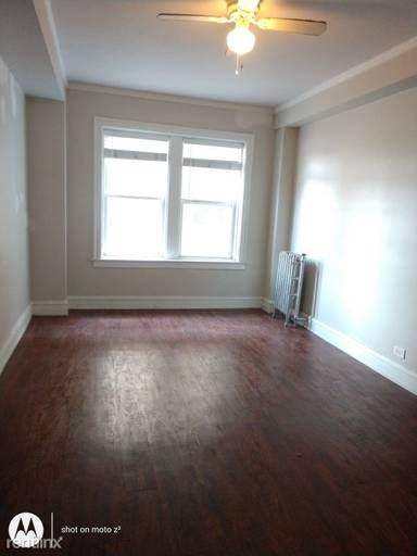 Main picture of 6748 N Ashland Ave