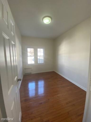 Main picture of 13301 101st Ave