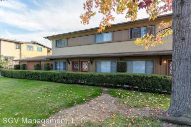 Main picture of 120 Esperanza Ave
