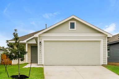 Main picture of 4507 Emma Way