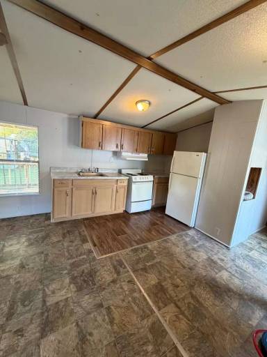 Main picture of 707 Francis St E