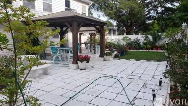Main picture of 486 Pinewood St