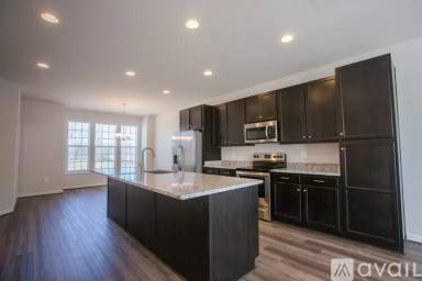 Main picture of 109 Oakshire Ct