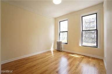 Main picture of 402 W 51st St