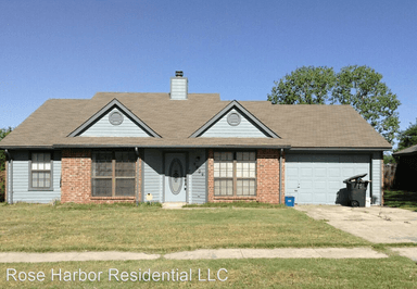 Main picture of 2009 Meadowbrook Dr