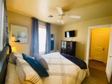 Main picture of 1501 S Jamestown Ave