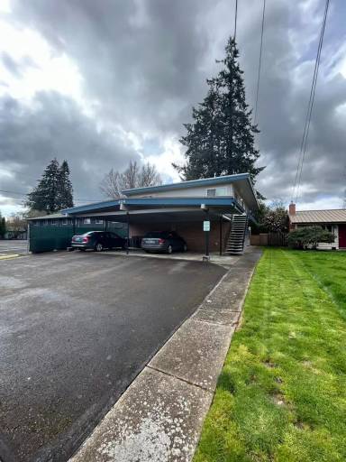 Main picture of 409 SE Davis St