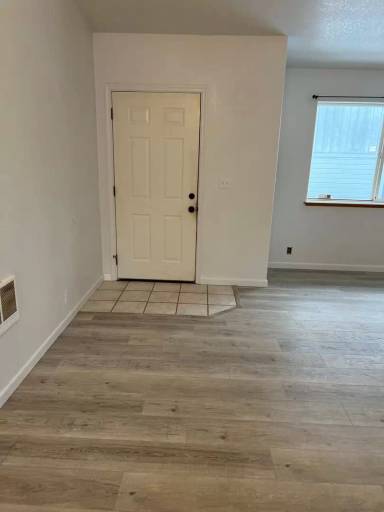 Main picture of 254 Montgomery Ave