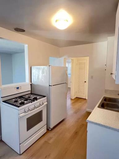 Main picture of 5804 Gage Ave