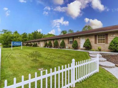 Main picture of 271 S Austin Springs Rd