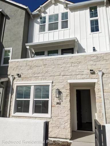 Main picture of 282 Gambrel Cir