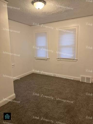 Main picture of 9400 Meyers Rd