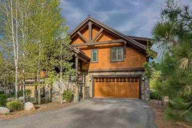 Main picture of 10199 Annies Loop