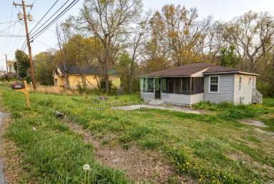 Main picture of 840 Martin Luther King Jr St