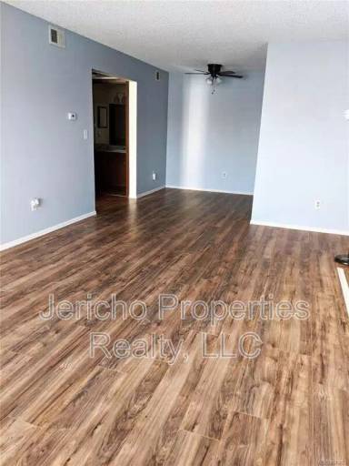 Main picture of Pebble Creek Condo