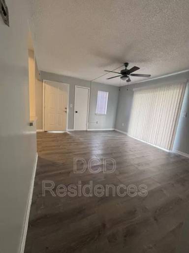 Main picture of 3202 S Orlando Dr