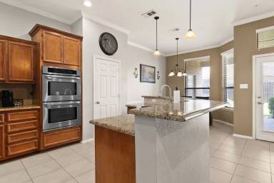 Main picture of 1808 Bailey Dr