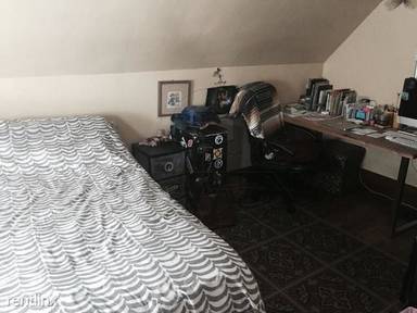 Main picture of 53 Hawthorne St