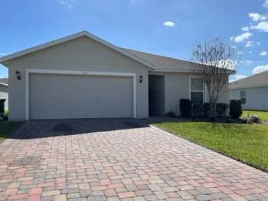 Main picture of 1369 Lucerne Loop Rd NE