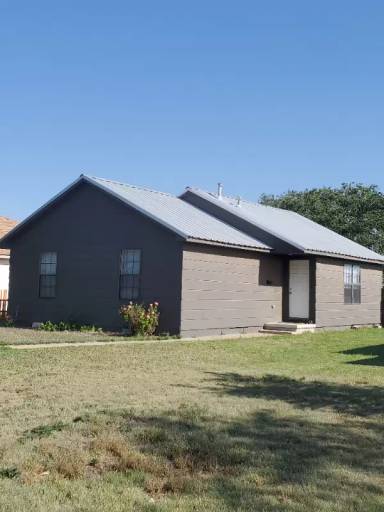 Main picture of 1909 1st Ave
