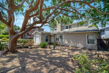 Main picture of 639 Johnson Ave