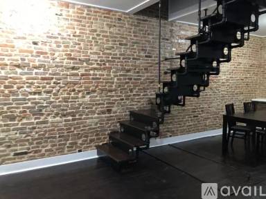 Main picture of 334 S Patterson Park Ave