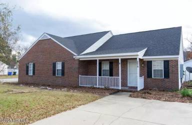 Main picture of 3601 Jayne Ln NW