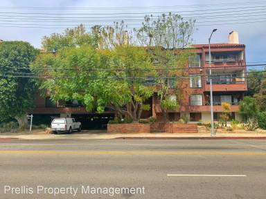 Main picture of 4425 Whitsett Ave