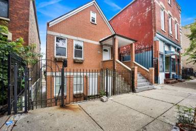 Main picture of 1649 W 21st St
