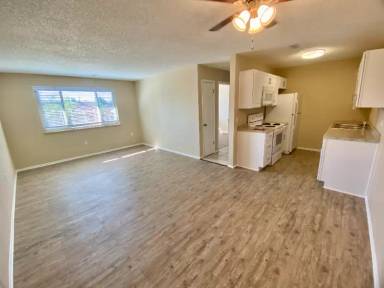 Main picture of 221 Jessup St