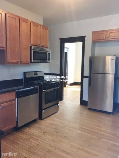 Main picture of 3034 N Ashland Ave
