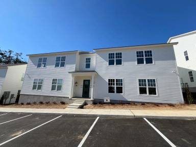 Main picture of 3 Bed 3 Bath Flat