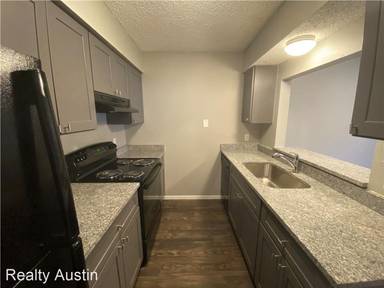 Main picture of 4533 Avenue A