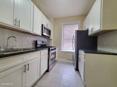 Main picture of 5 Van Houten Ave