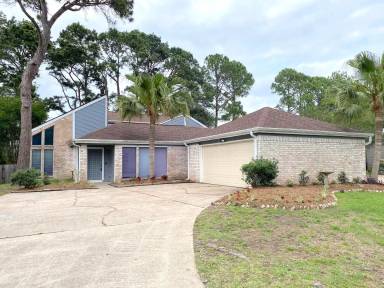 Main picture of 14934 Elmont Dr