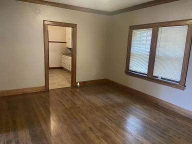 Main picture of 922 S 6th St