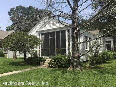 Main picture of 1525 Saint Rose Ave
